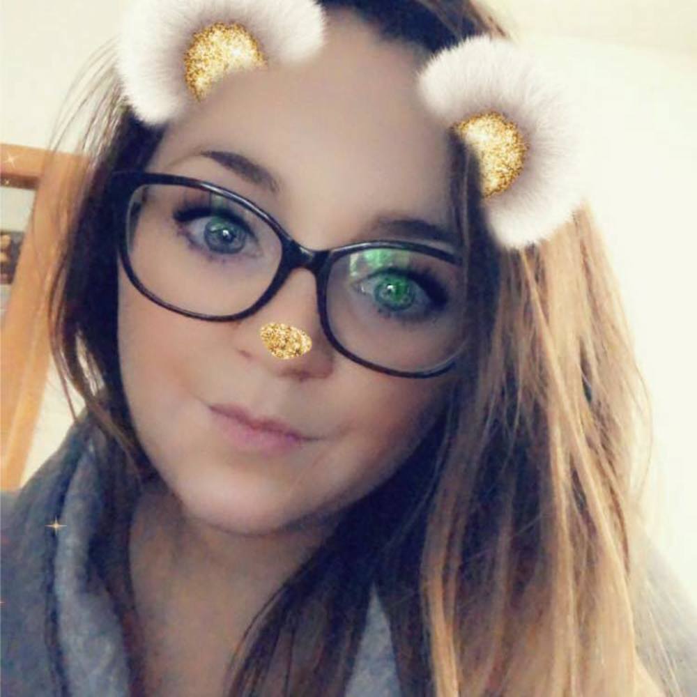 Meet your Posher, Angela